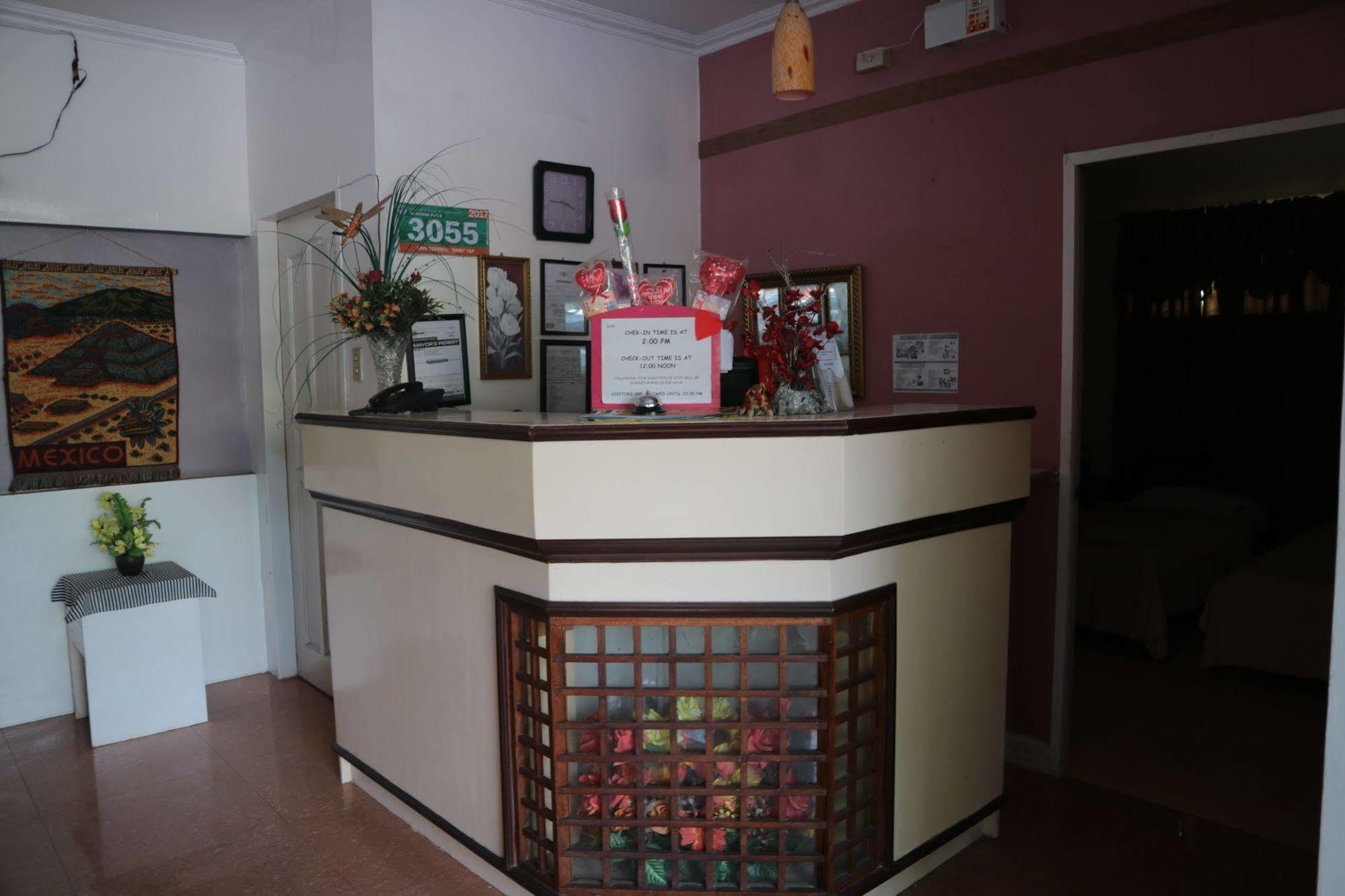 Newport Oak Pension Inn Tagbilaran Dış mekan fotoğraf
